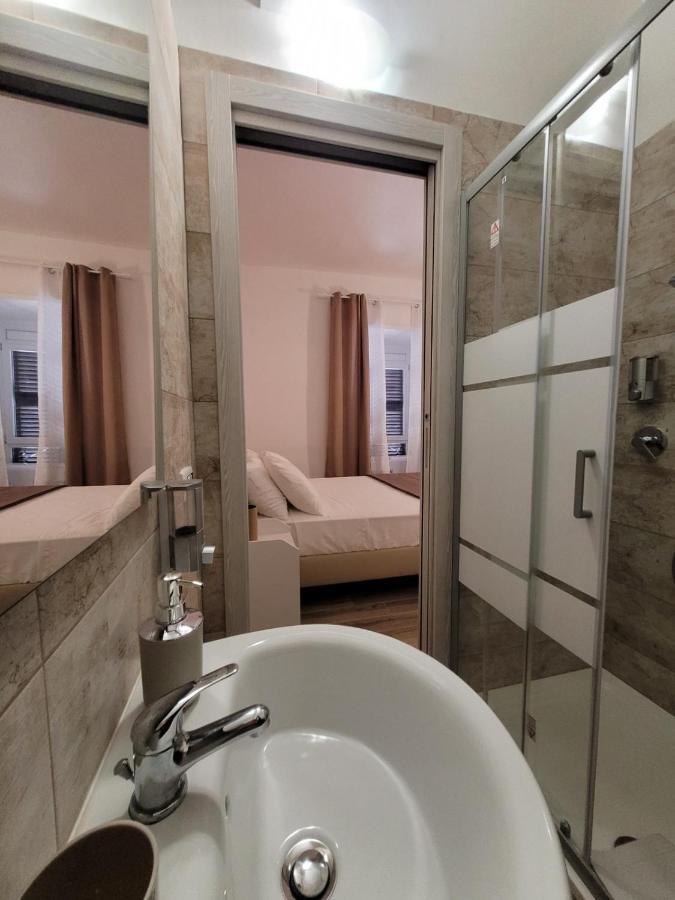Tiber Rooms Testaccio โรม ภายนอก รูปภาพ