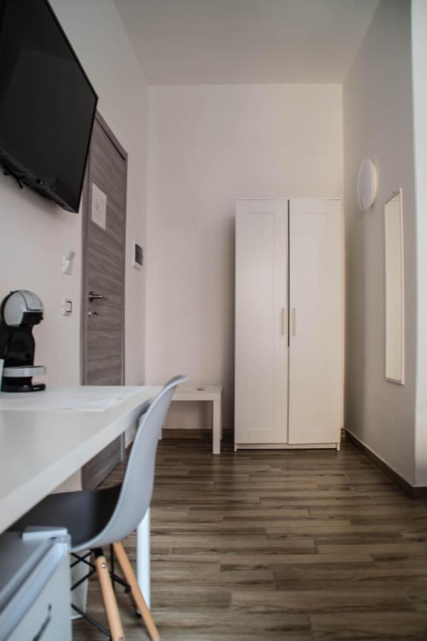 Tiber Rooms Testaccio โรม ภายนอก รูปภาพ